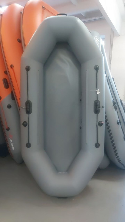 Надувная лодка ПВХ FORT boat 260 (№626213 уценка)